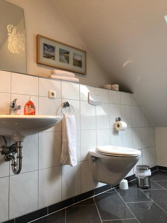 Ferienwohnung In Historischem Bauernhaus In Der Eifel Mettendorf Exteriör bild