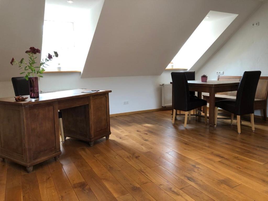 Ferienwohnung In Historischem Bauernhaus In Der Eifel Mettendorf Exteriör bild